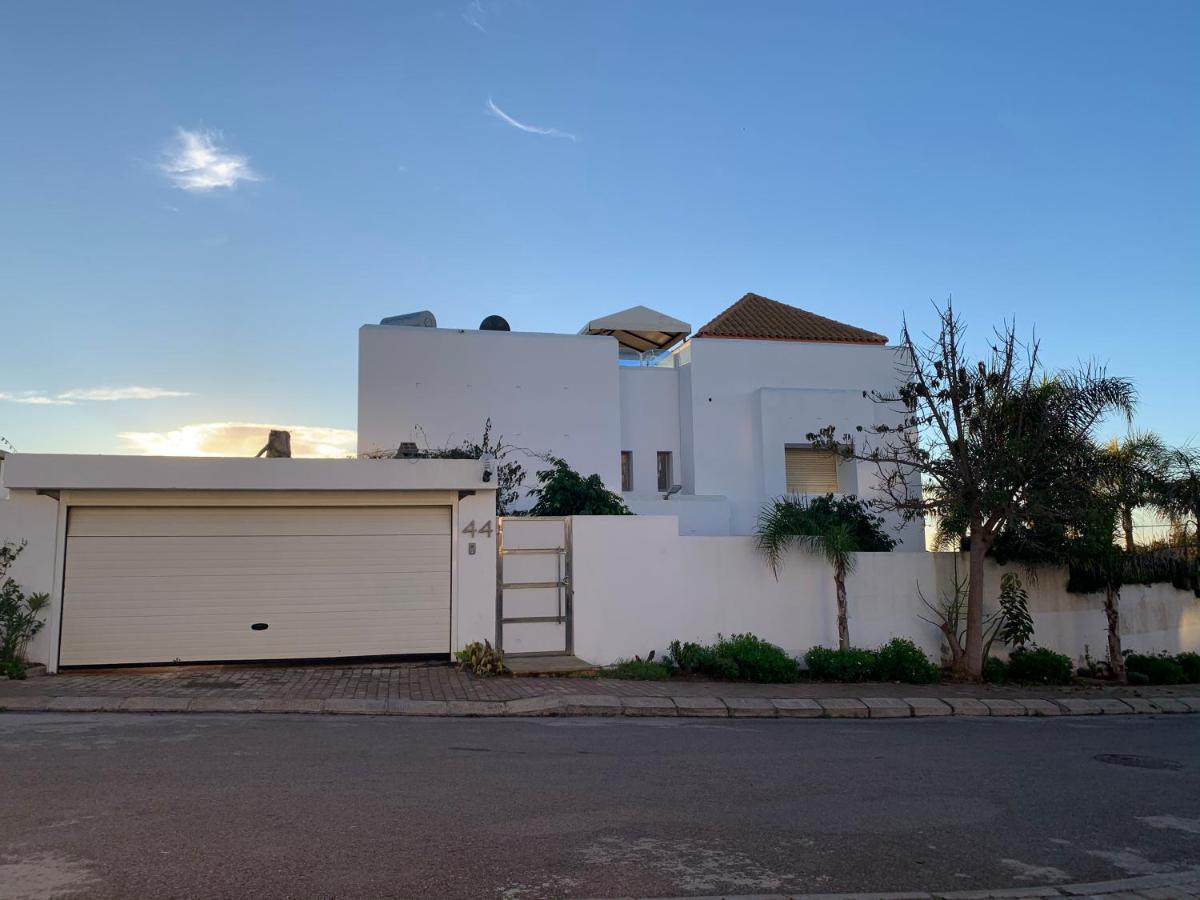 Villa Lms Salé Exteriör bild