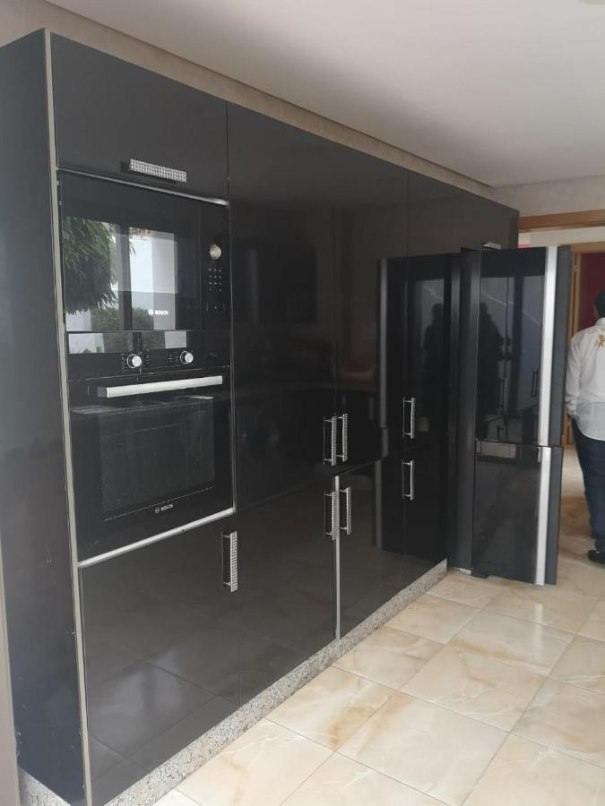 Villa Lms Salé Exteriör bild